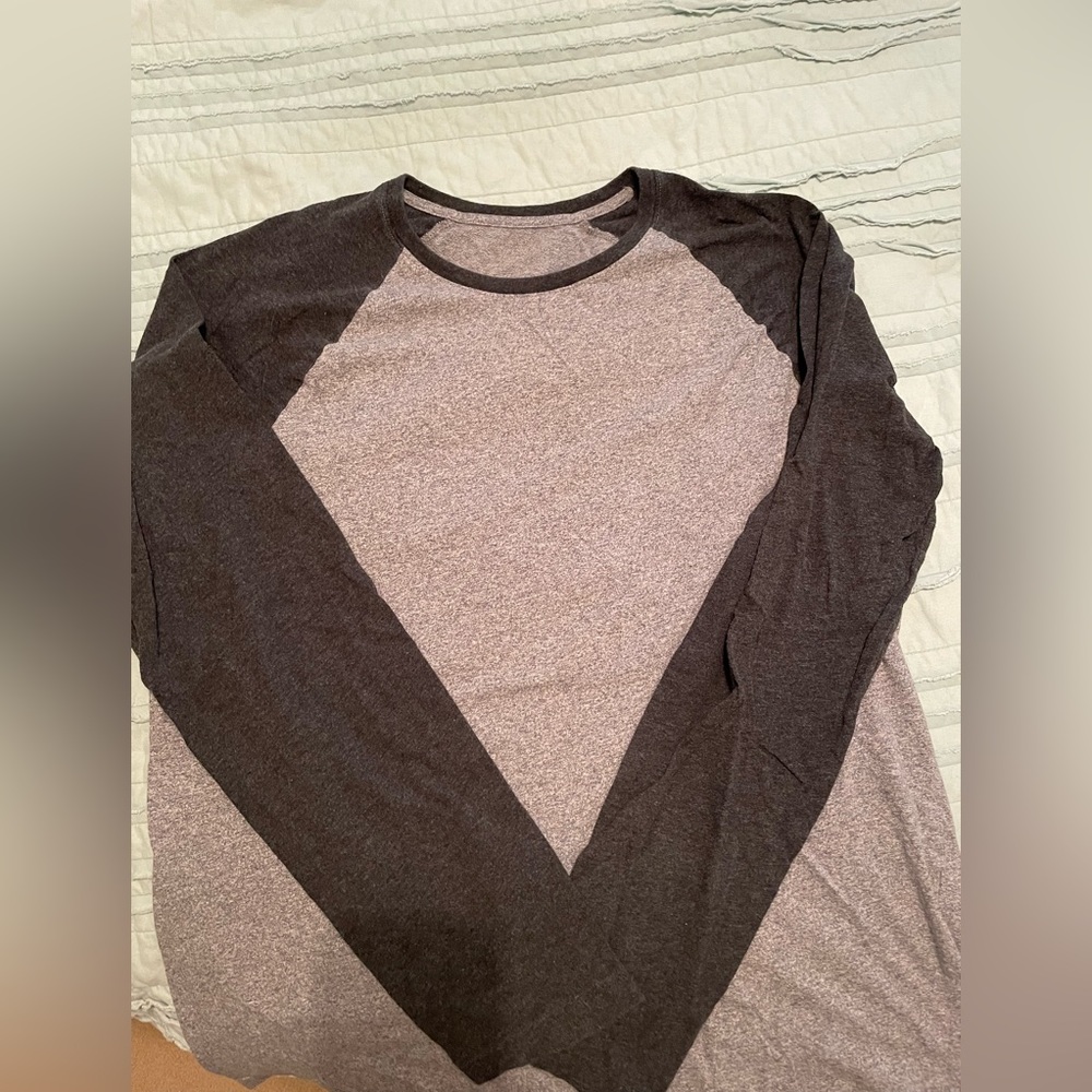Men’s baseball tee